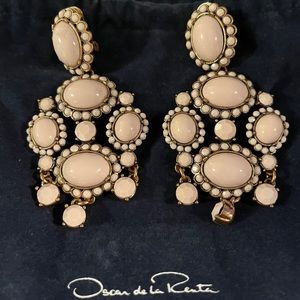 Oscar De La Renta Clip-on earrings